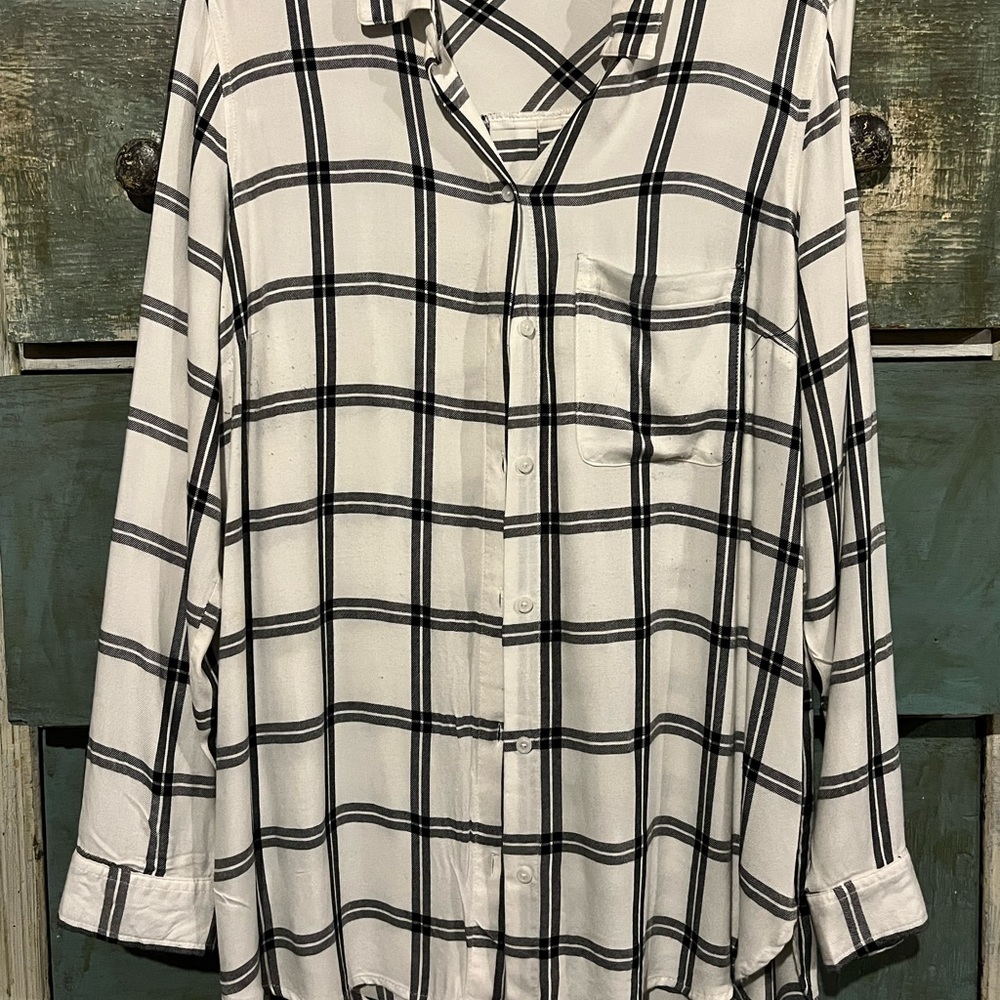 Old navy plaid long sleeve